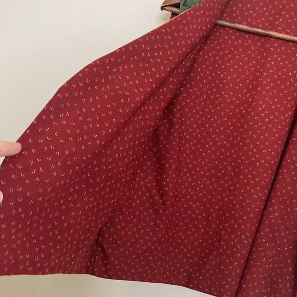 Handmade Vest Womens Medium Red Green Country Bears Cute 90s Mom Normcore - Picture 11 of 13